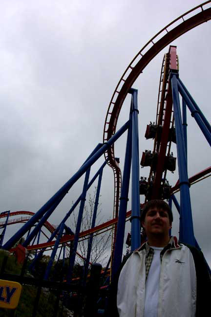 AtlantaTrip2003_files/atlan6flagsninja.jpg (67101 bytes)